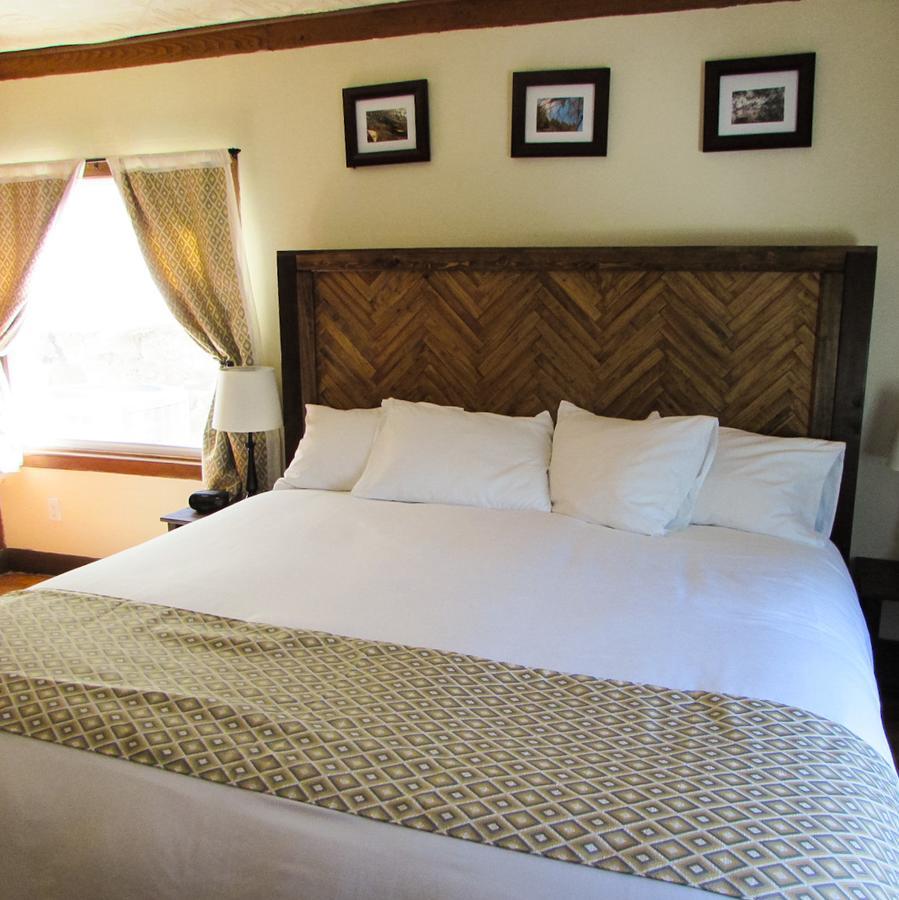 Red Leaf River Inn Waynesville Esterno foto